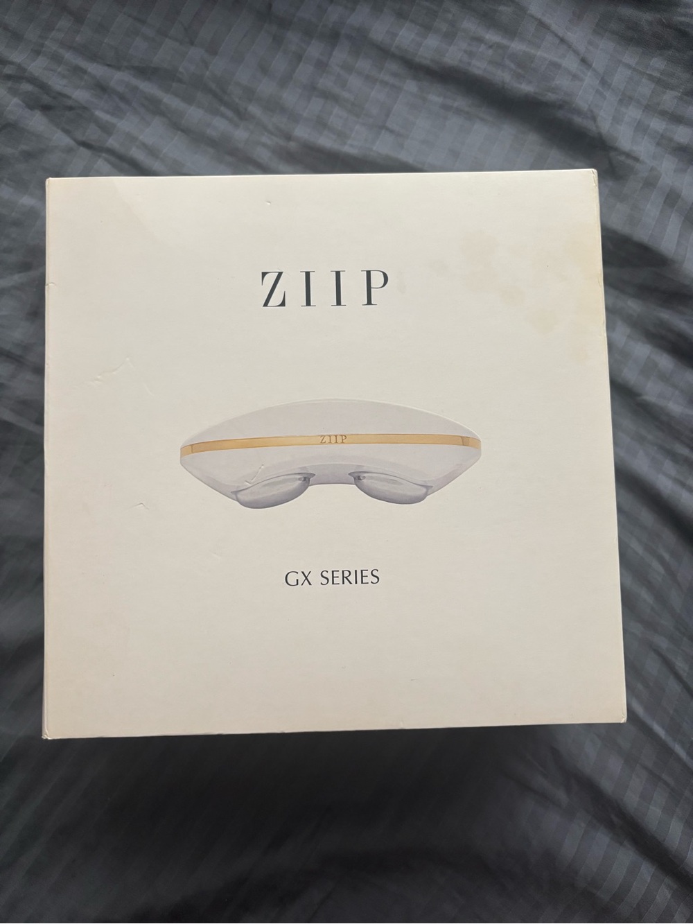 ZIIP GX Series Eye Massager in White and Gold